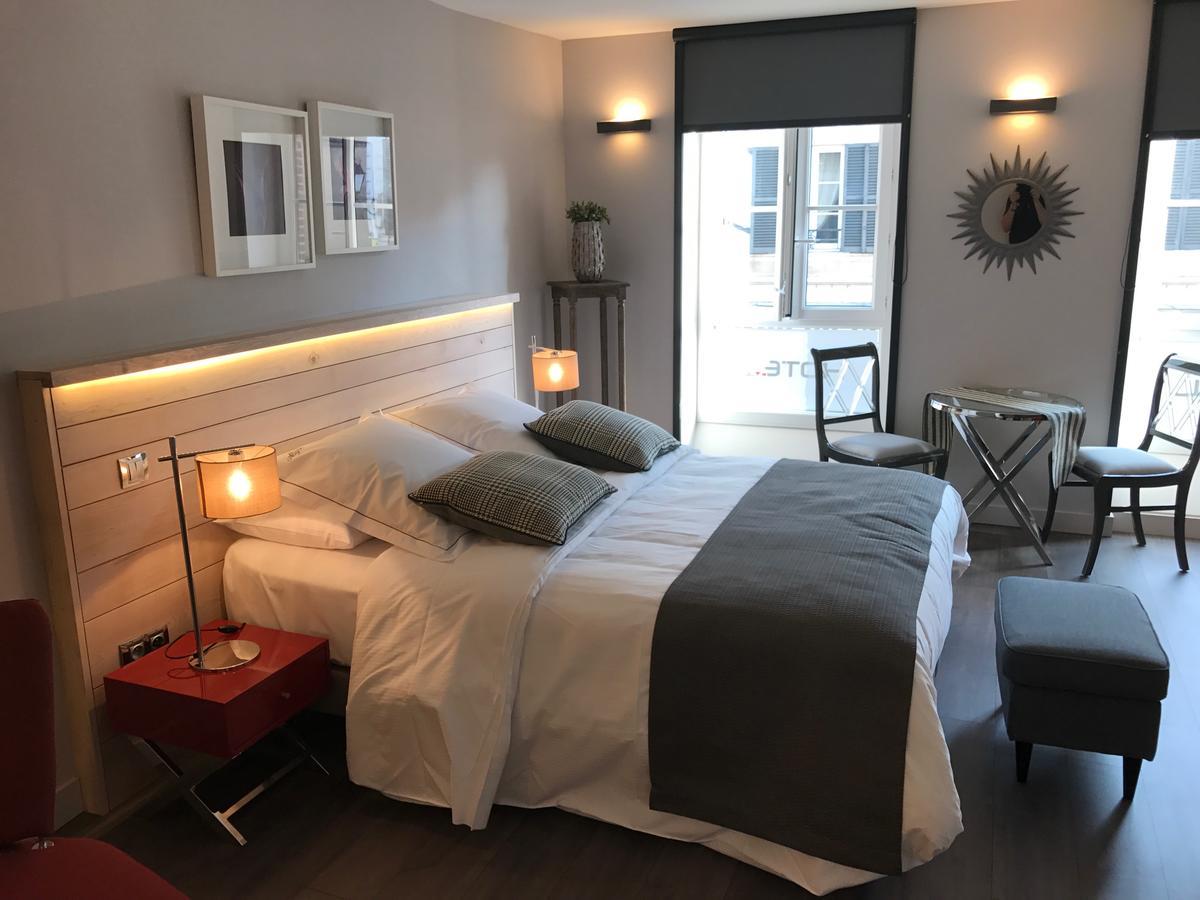 Logis Hotel-Restaurant Le Relais D'Aligre Chateauneuf-en-Thymerais Bagian luar foto
