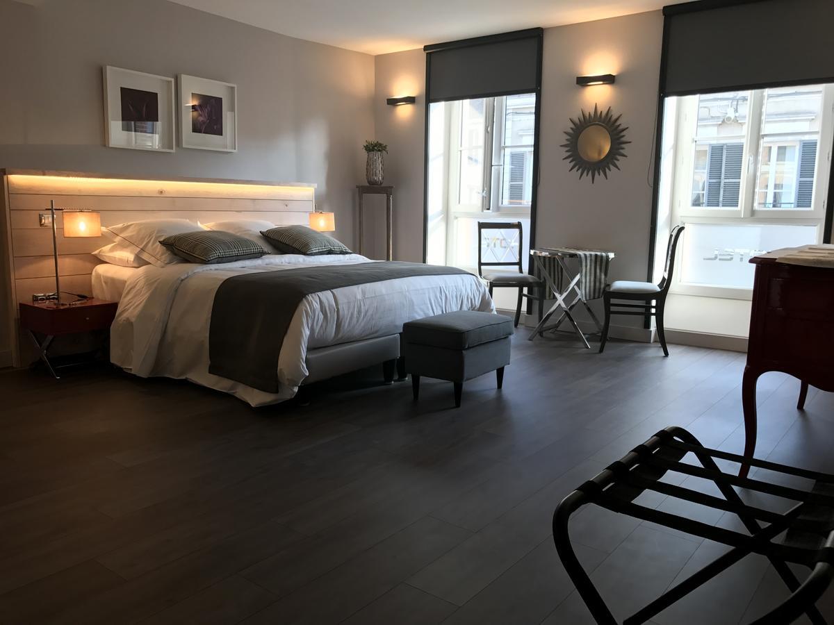 Logis Hotel-Restaurant Le Relais D'Aligre Chateauneuf-en-Thymerais Bagian luar foto